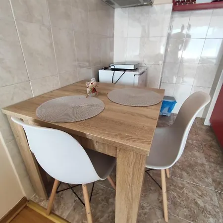 Sara Apartament *
